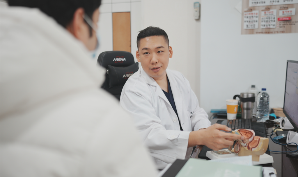 의사사진 비뇨기과 진료 상담